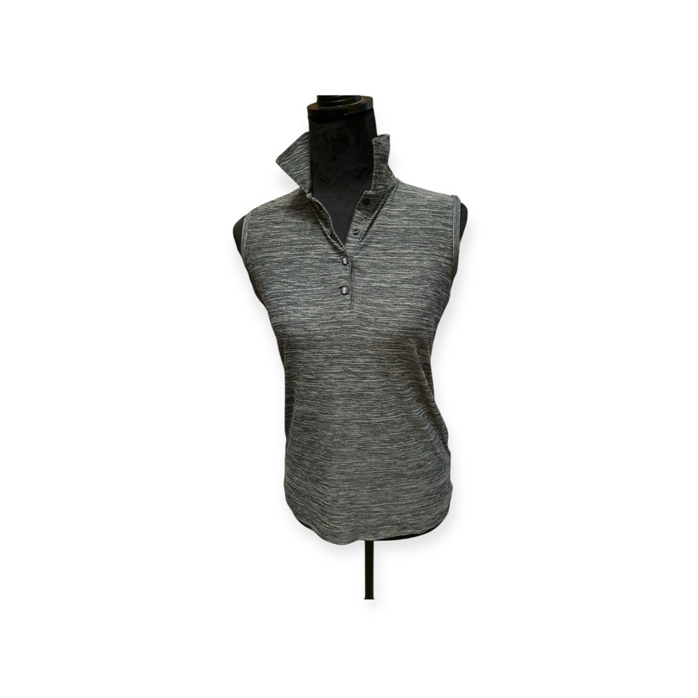 IZOD Golf Women's Charcoal Sleeveless Top (XS)